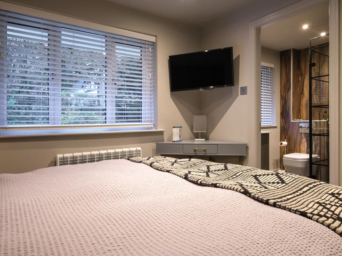 Vila The Neon Rose Bowness-on-Windermere Exteriér fotografie